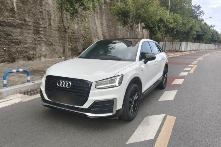 Used Audi Q2L 2021 35 TFSI Progressive Dynamic Edition Guazi used car, China used car export, Used car for sale, Used cars, Cheapest cars for sale