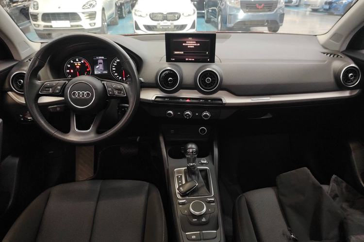 Used Audi Q2L 2021 35 TFSI Progressive Dynamic Edition Center Console