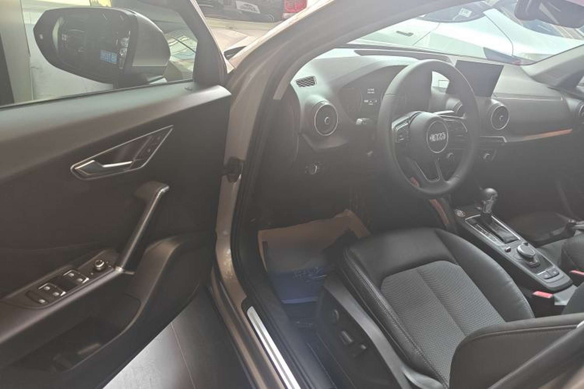 Used Audi Q2L 2021 35 TFSI Fashionable and Elegant Model Driver Seat