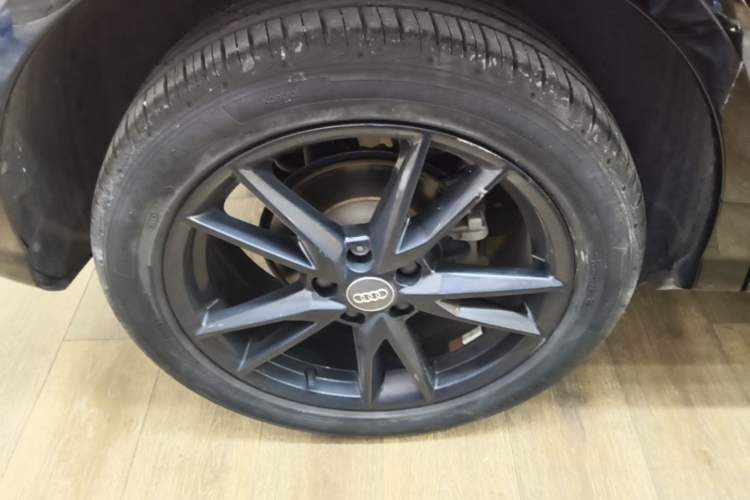 Used Audi Q2L 2021 35 TFSI Progressive Dynamic Edition Exterior 5