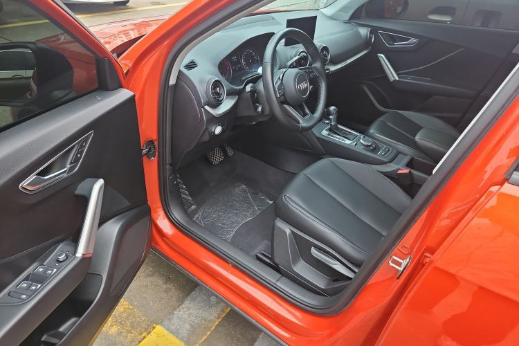 Used Audi Q2L 2021 35 TFSI Progressive Dynamic Edition Interior 2