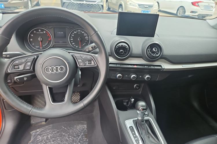 Used Audi Q2L 2021 35 TFSI Progressive Dynamic Edition Interior 3
