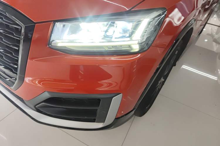 Used Audi Q2L 2021 35 TFSI Progressive Dynamic Edition Left Front Headlight