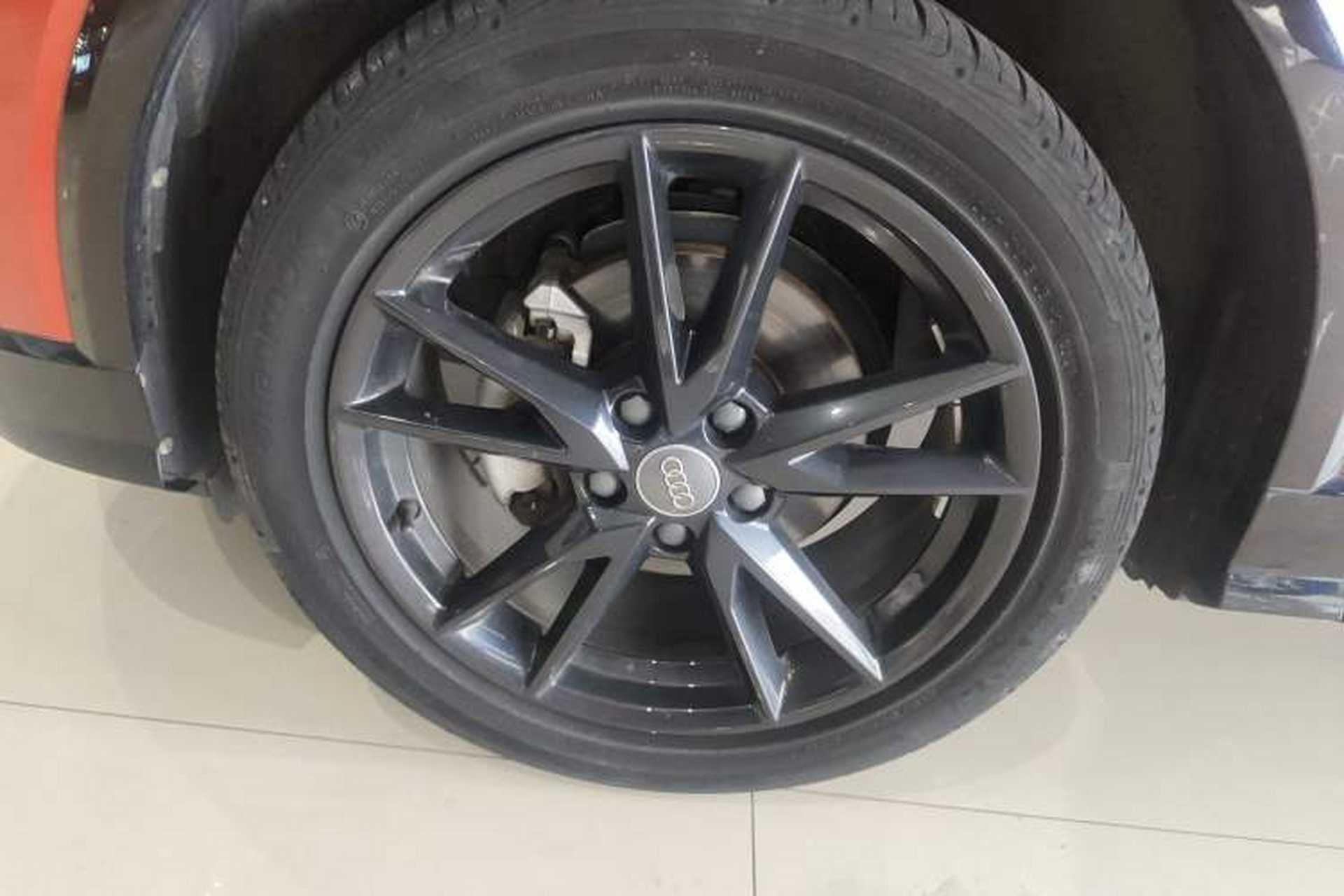 Used Audi Q2L 2021 35 TFSI Progressive Dynamic Edition Left Front Wheel Hub