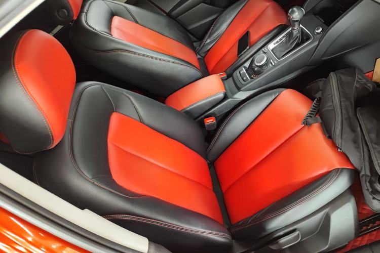 Used Audi Q2L 2021 35 TFSI Progressive Dynamic Edition Right Front Seat