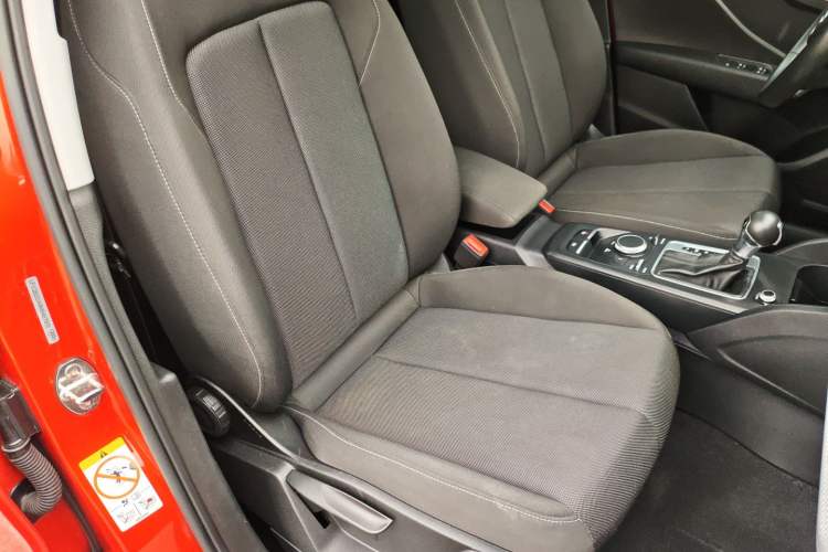 Used Audi Q2L 2021 35 TFSI Progressive Dynamic Edition Right Front Seat