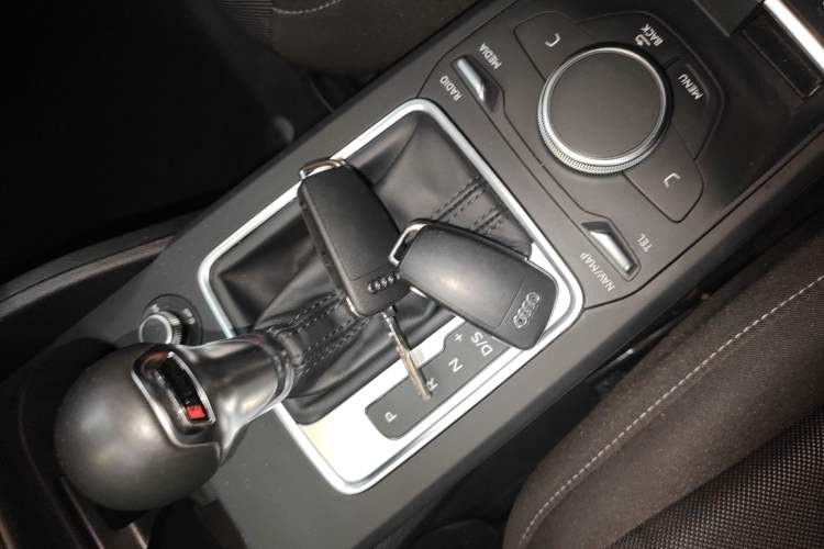 Used Audi Q2L 2021 35 TFSI Progressive Dynamic Edition Vehicle Key