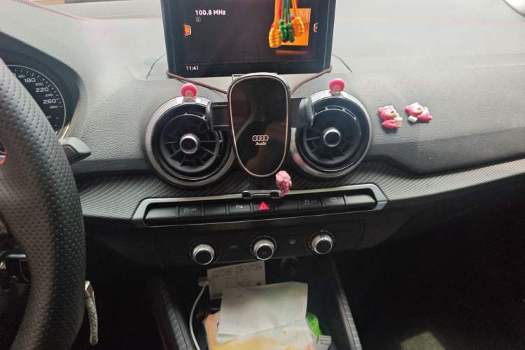 Used Audi Q2L 2022 35 TFSI Progressive Dynamic Edition Audio And AC Panel