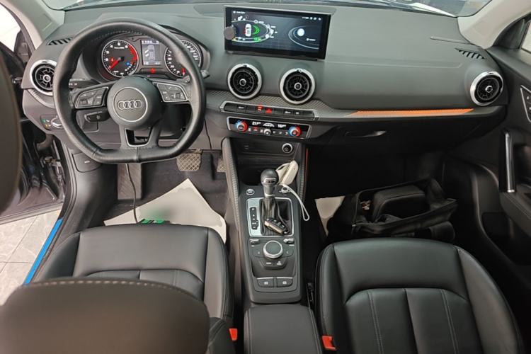 Used Audi Q2L 2022 35 TFSI Fashion Dynamic Model Center Console