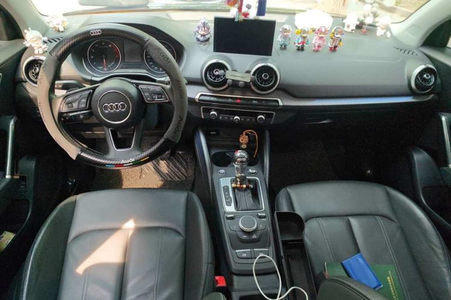 Used Audi Q2L 2022 35 TFSI Fashionable and Elegant Model Center Console