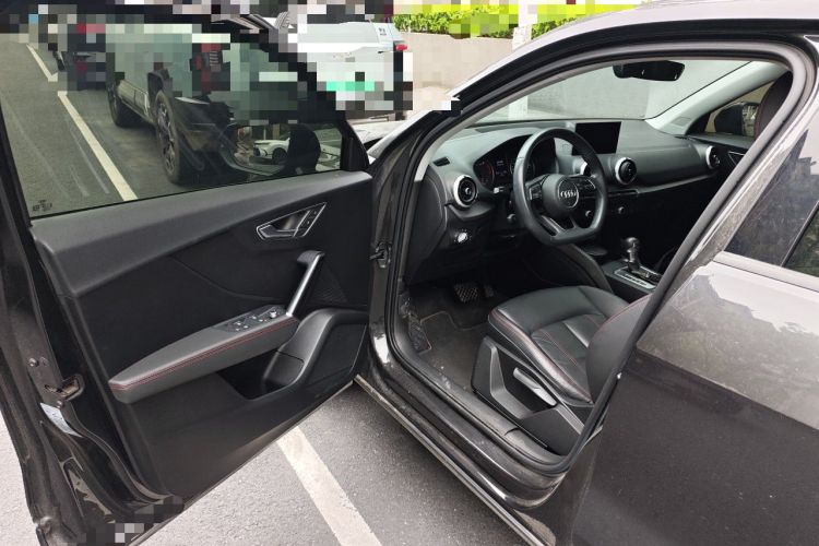 Used Audi Q2L 2022 35 TFSI Progressive Dynamic Edition Driver Seat