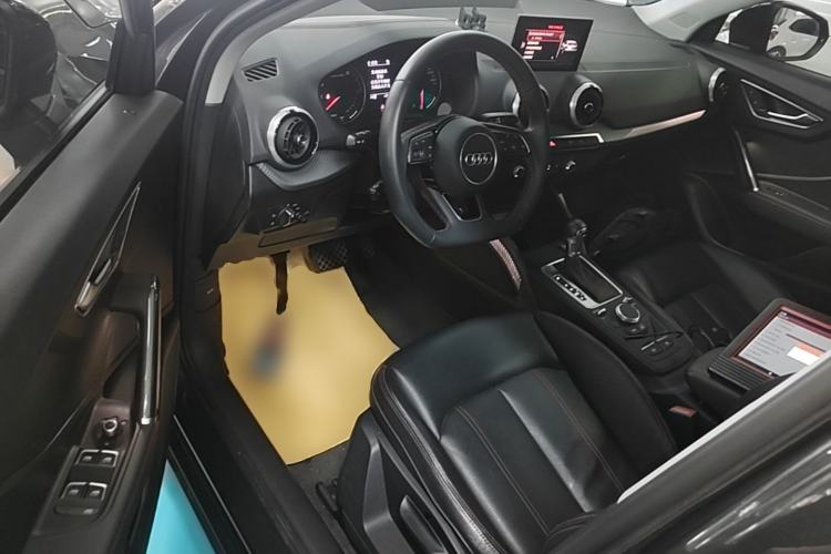 Used Audi Q2L 2022 35 TFSI Progressive Dynamic Edition Driver Seat