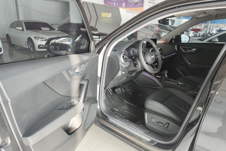 Used Audi Q2L 2022 35 TFSI Fashionable and Elegant Model Driver Seat