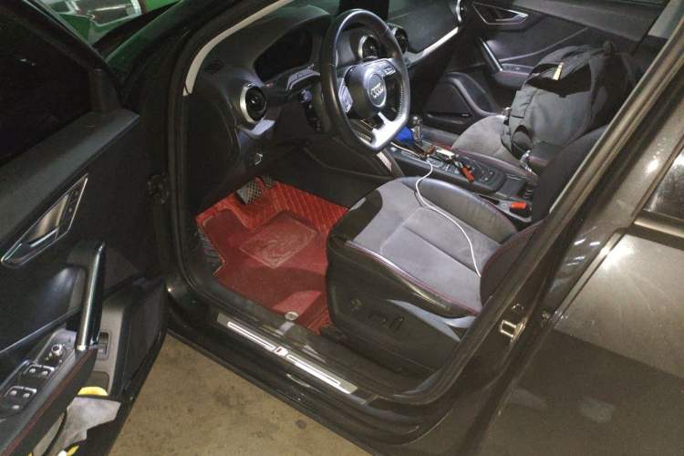 Used Audi Q2L 2022 35 TFSI Luxury Dynamic Edition Driver Seat