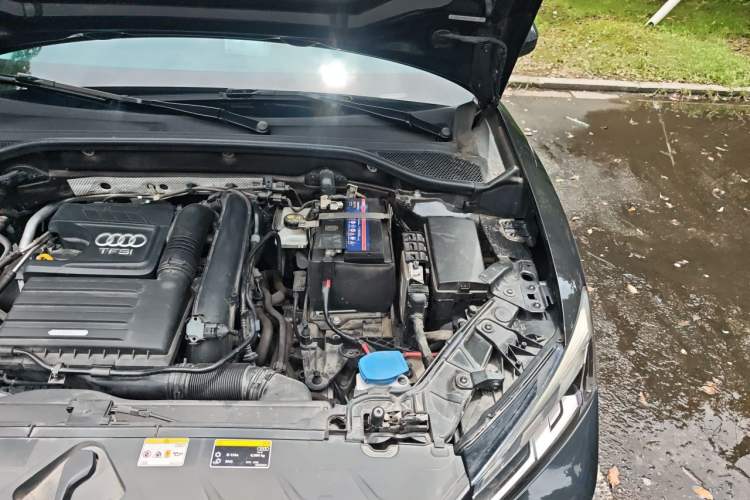 Used Audi Q2L 2022 35 TFSI Fashion Dynamic Model Engine Bay Left
