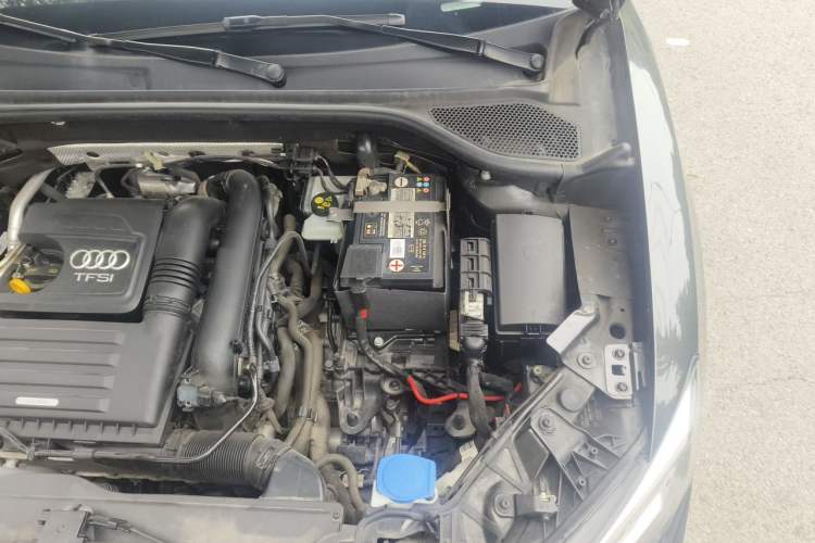 Used Audi Q2L 2022 35 TFSI Fashion Dynamic Model Engine Bay Left