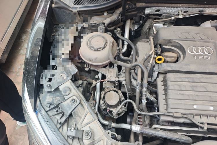Used Audi Q2L 2022 35 TFSI Progressive Dynamic Edition Engine Bay Right