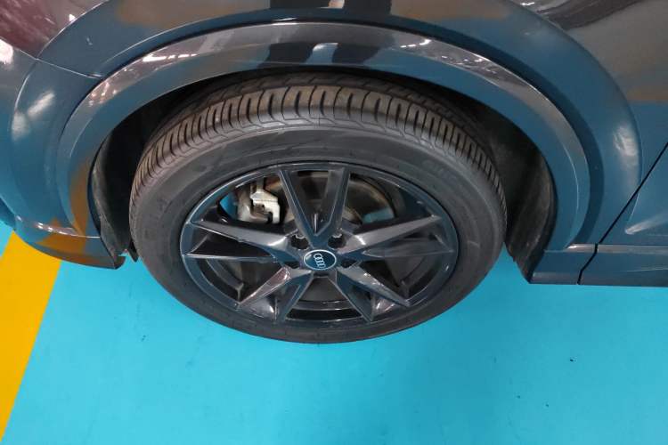 Used Audi Q2L 2022 35 TFSI Progressive Dynamic Edition Exterior 4