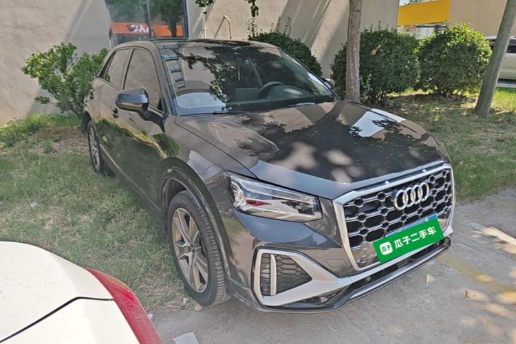 Used Audi Q2L 2022 35 TFSI Fashion Dynamic Model Front Right 45 Deg