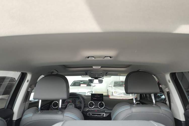 Used Audi Q2L 2022 35 TFSI Fashionable and Elegant Model Headliner