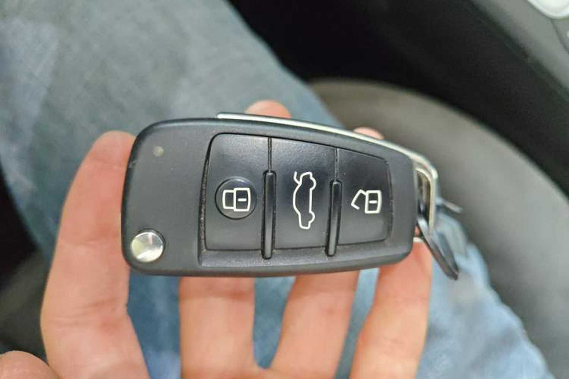 Used Audi Q2L 2022 35 TFSI Progressive Dynamic Edition Interior 1