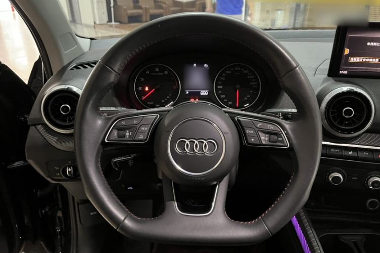 Used Audi Q2L 2022 35 TFSI Progressive Dynamic Edition Interior 2