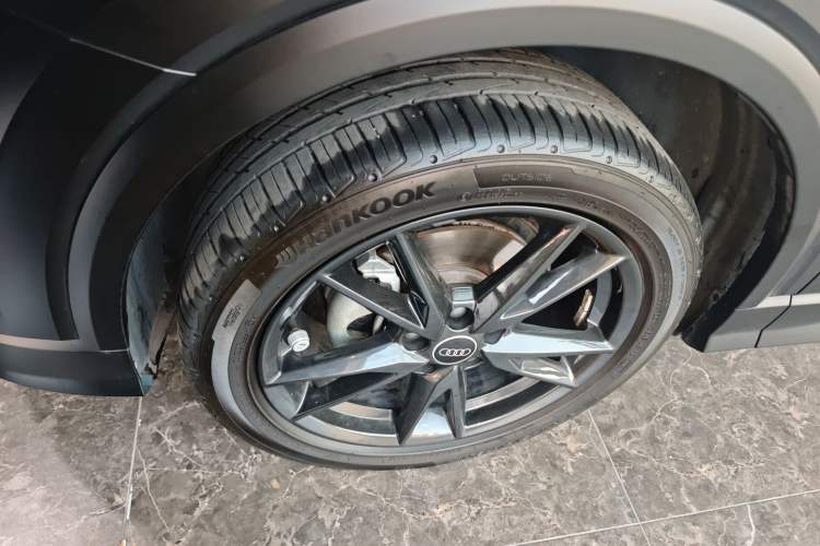 Used Audi Q2L 2022 35 TFSI Progressive Dynamic Edition Left Front Wheel Hub