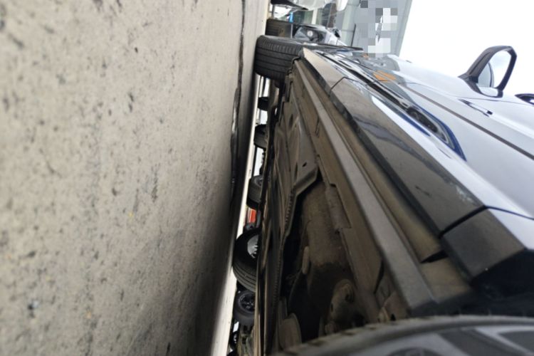 Used Audi Q2L 2022 35 TFSI Progressive Dynamic Edition Left Side Sill