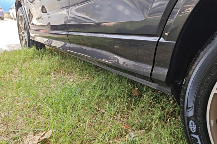 Used Audi Q2L 2022 35 TFSI Fashion Dynamic Model Left Side Sill