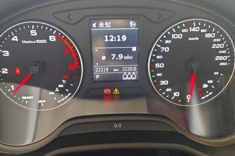 Used Audi Q2L 2022 35 TFSI Progressive Dynamic Edition Odometer Close Up