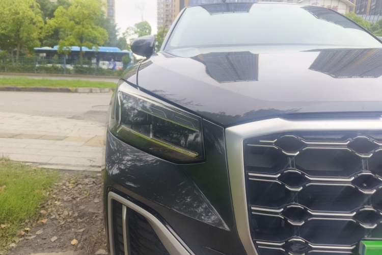 Used Audi Q2L 2022 35 TFSI Fashion Dynamic Model Right Front Headlight