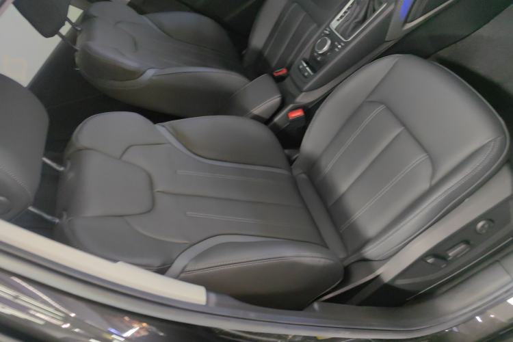 Used Audi Q2L 2022 35 TFSI Fashionable and Elegant Model Right Front Seat