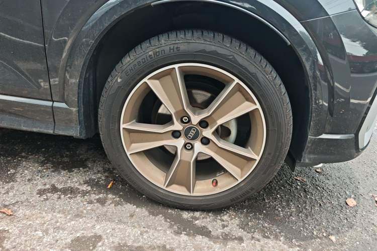 Used Audi Q2L 2022 35 TFSI Fashion Dynamic Model Right Front Wheel Hub