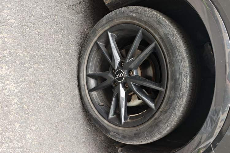 Used Audi Q2L 2022 35 TFSI Progressive Dynamic Edition Right Front Wheel Hub