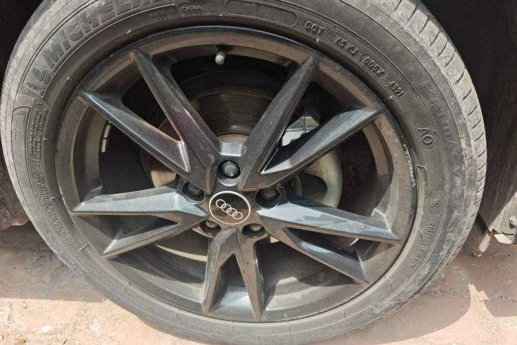 Used Audi Q2L 2022 35 TFSI Progressive Dynamic Edition Right Front Wheel Hub