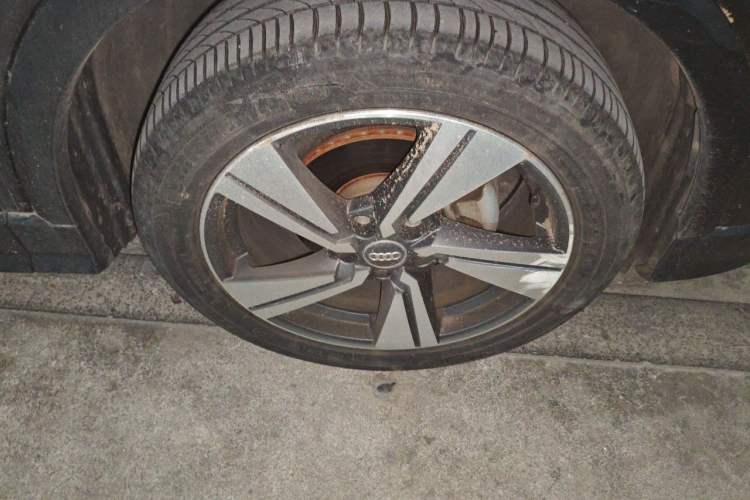 Used Audi Q2L 2022 35 TFSI Luxury Dynamic Edition Right Front Wheel Hub