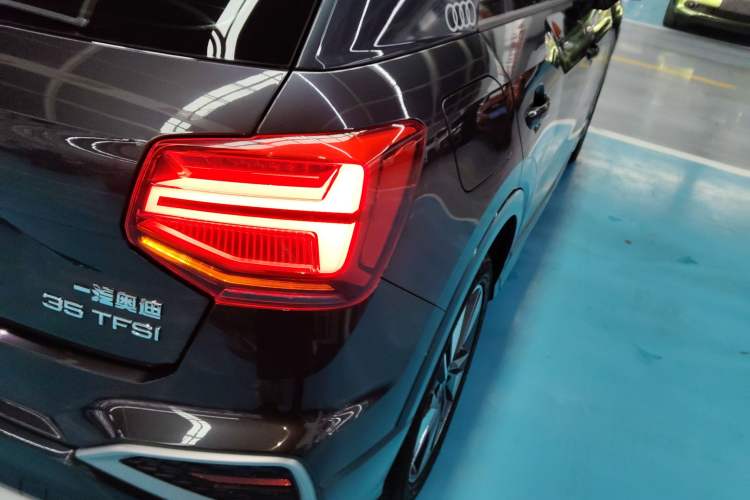 Used Audi Q2L 2022 35 TFSI Fashionable and Elegant Model Right Rear Taillight