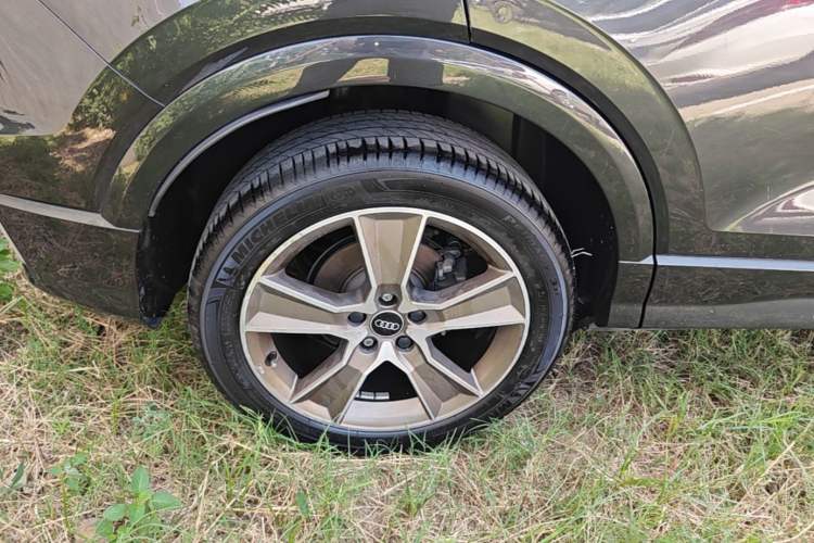 Used Audi Q2L 2022 35 TFSI Fashion Dynamic Model Right Rear Wheel Hub