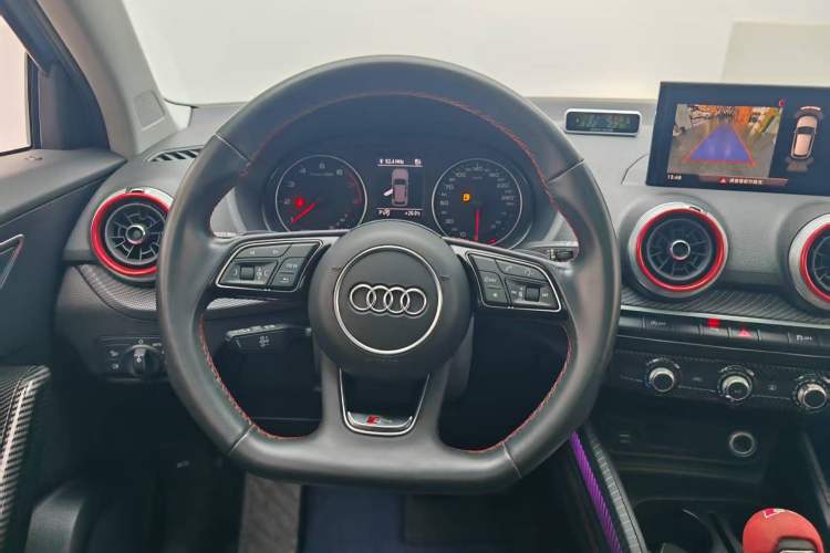 Used Audi Q2L 2022 35 TFSI Progressive Dynamic Edition Steering Wheel
