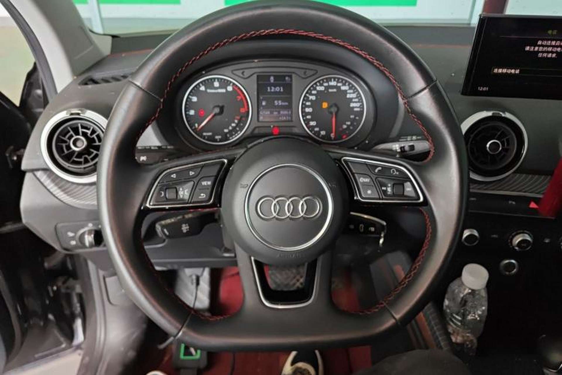 Used Audi Q2L 2022 35 TFSI Progressive Dynamic Edition Steering Wheel