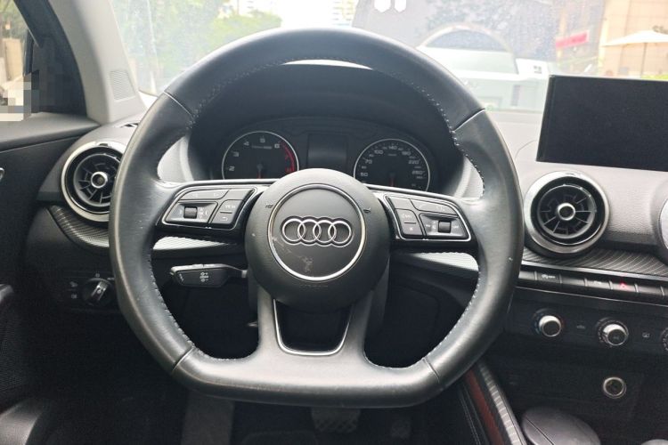 Used Audi Q2L 2022 35 TFSI Progressive Dynamic Edition Steering Wheel