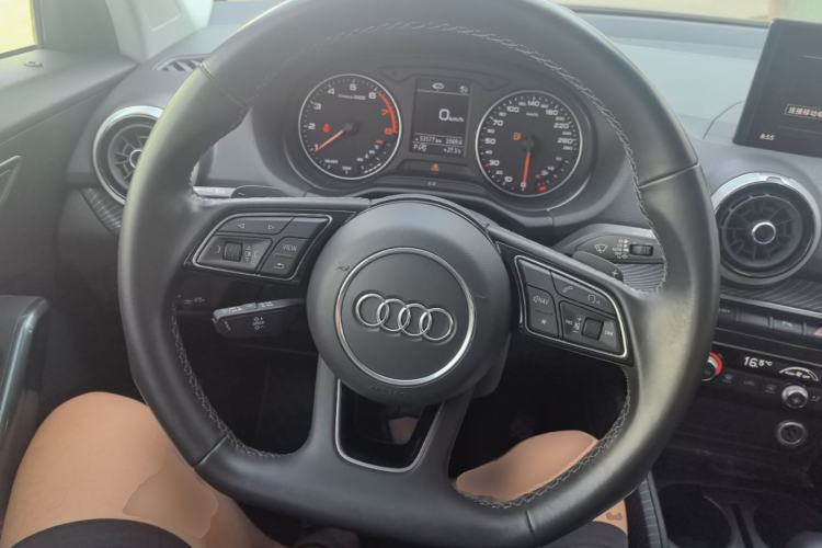 Used Audi Q2L 2022 35 TFSI Fashion Dynamic Model Steering Wheel