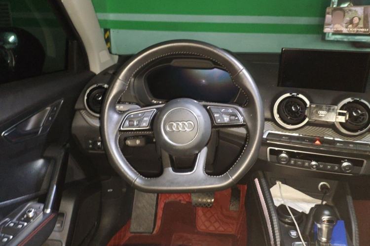 Used Audi Q2L 2022 35 TFSI Luxury Dynamic Edition Steering Wheel