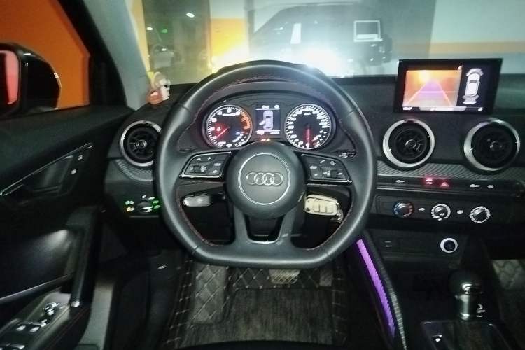 Used Audi Q2L 2022 35 TFSI Progressive Dynamic Edition Steering Wheel