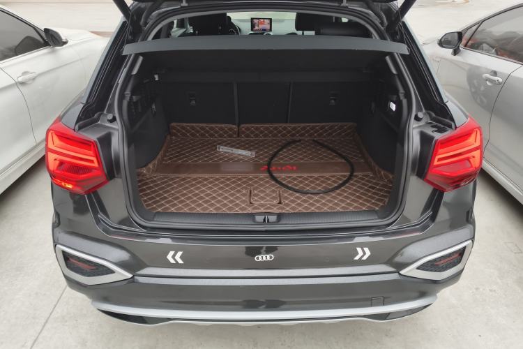 Used Audi Q2L 2022 35 TFSI Fashionable and Elegant Model Trunk