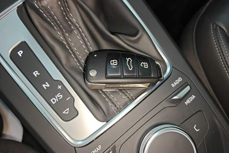 Used Audi Q2L 2022 35 TFSI Fashion Dynamic Model Vehicle Key
