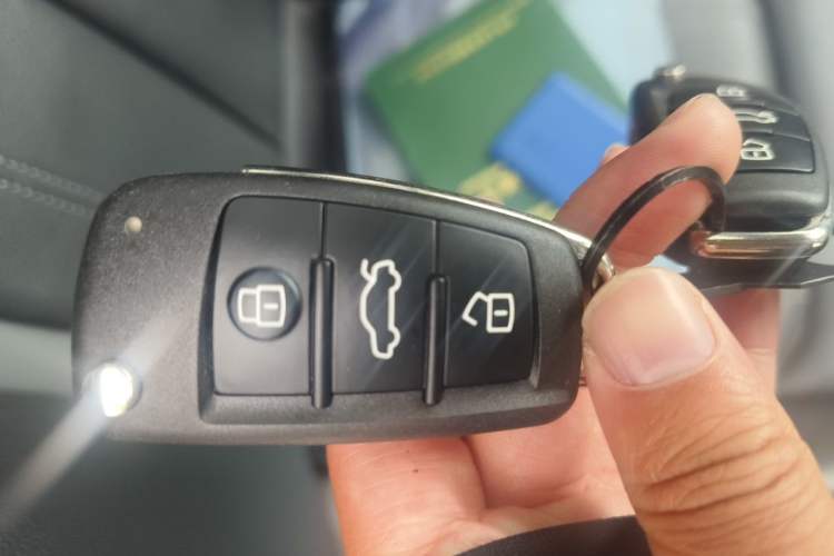 Used Audi Q2L 2022 35 TFSI Fashion Dynamic Model Vehicle Key
