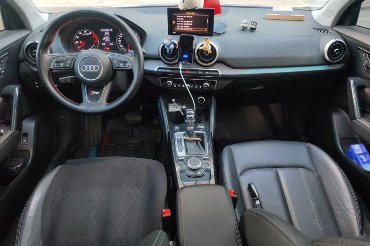 Used Audi Q2L 2022 35 TFSI Fashionable and Elegant Model Center Console