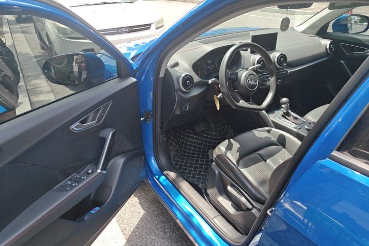 Used Audi Q2L 2022 35 TFSI Progressive Dynamic Edition Driver Seat