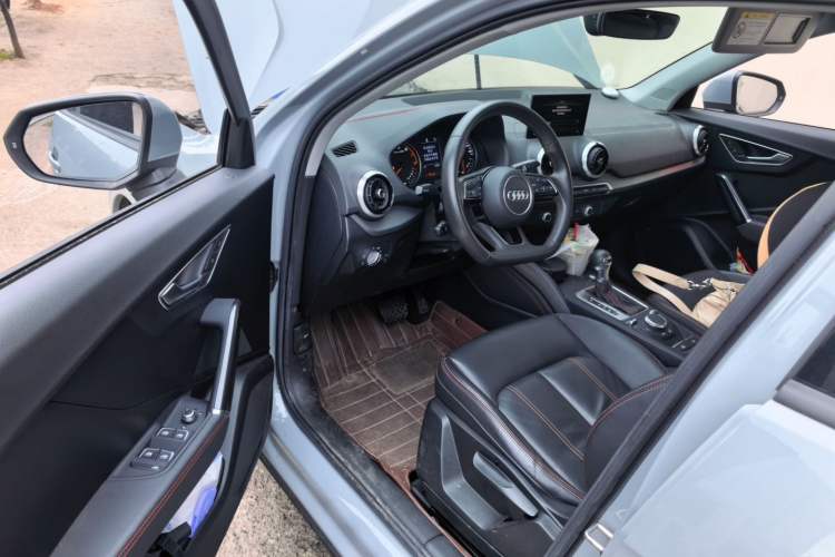 Used Audi Q2L 2022 35 TFSI Progressive Dynamic Edition Driver Seat